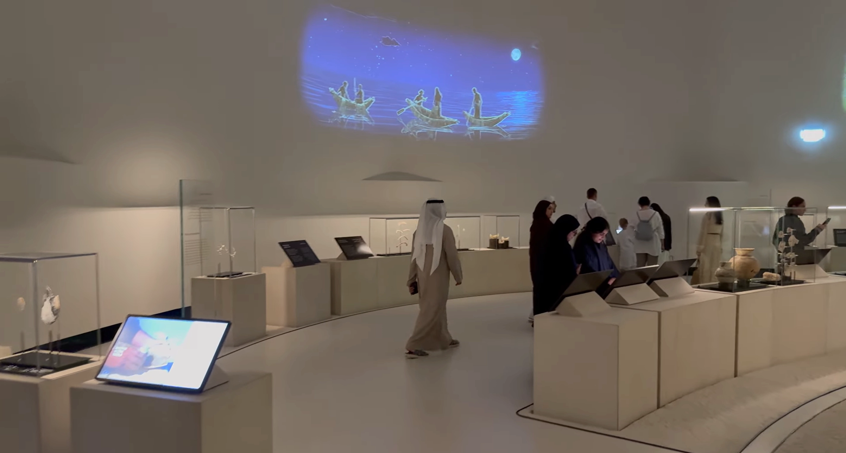 Floating Media Display